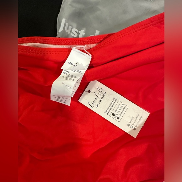 Cupshe Super Bloom Ruffled Bikini Top & Slim Sculpt Bikini Set Size Large NWT - Picture 6 of 12